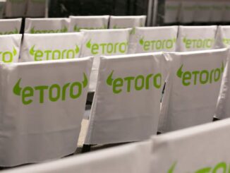 First Mover Americas: eToro Delists 4 SEC Targeted Tokens for U.S. Customers