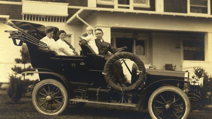 What Crypto Can Learn From Early Automakers' Struggle for Acceptance