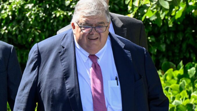 BIS' Agustin Carstens Calls on Countries to set up Legislation for CBDC Deployment