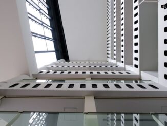 Blockchain Titans OP Labs, Polygon, and Matter Labs Vie for Celo Contracts Amid Crypto Winter Layoffs