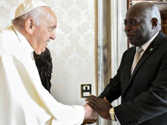 Bahamian Prime Minister Asked Sam Bankman-Fried to Give His Son Advice on NFT Project
