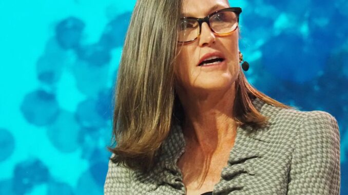 Cathie-Woods-ARK-Sells-Grayscale-Bitcoin-Trust-Holdings-Coinbase-for.jpg Cathie Wood’s ARK Sells Grayscale Bitcoin Trust Holdings, Coinbase for Second Day