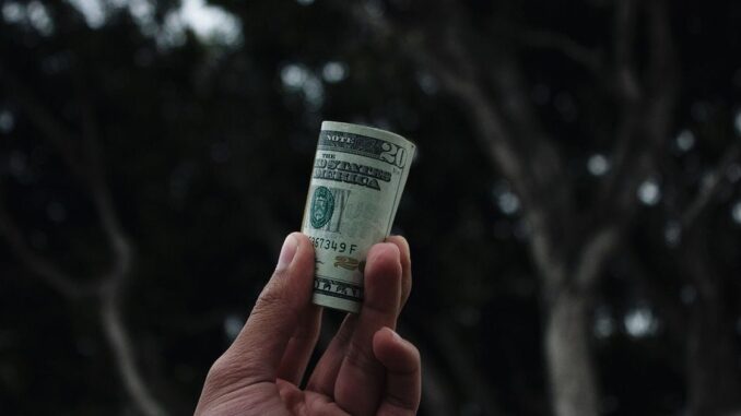 Atmosphere (Shutterstock/CoinDesk)