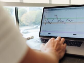 The horizontal resistance line with the upward sloping lower bound of support represents ascending triangle pattern. (TradingView/CoinDesk)