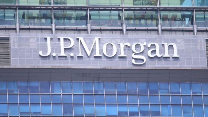 Atmosphere (Shutterstock/CoinDesk)