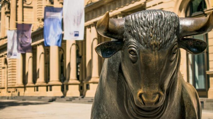 Deutsche-Bank-Backed-Taurus-Starts-Tokenizing-German-SME-Loans.jpg Tyler Spalding, CEO / Co-Founder, Flexa, 2Chainz and Zack Seward, Deputy Editor-in-Chief, CoinDesk