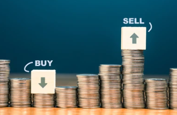 Buy-Low-Sell-High-Bitcoin-Wobbles-As-ETF-Fever-Cool.png Bitcoin