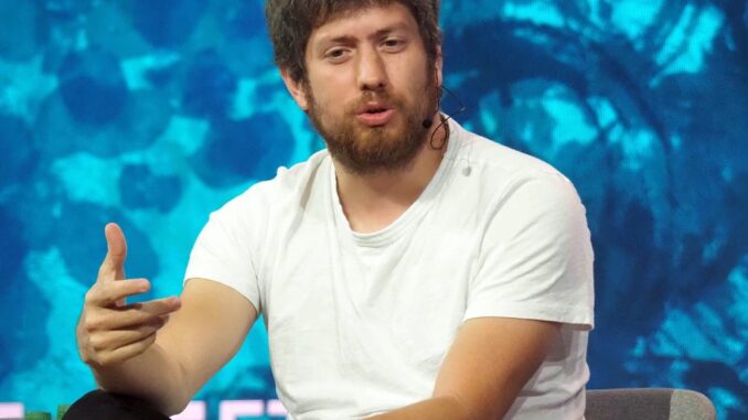 New York Stock Exchange with banner flagging ProShares Bitcoin Strategy ETF on the day it started trading.