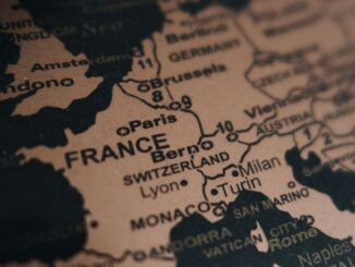 Elvis impersonators (Perry Knotts/Getty Images)